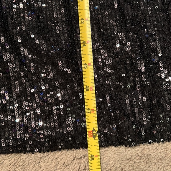 NWT Black Sequin Dress With Side Slit Size 12 - Picture 12 of 16